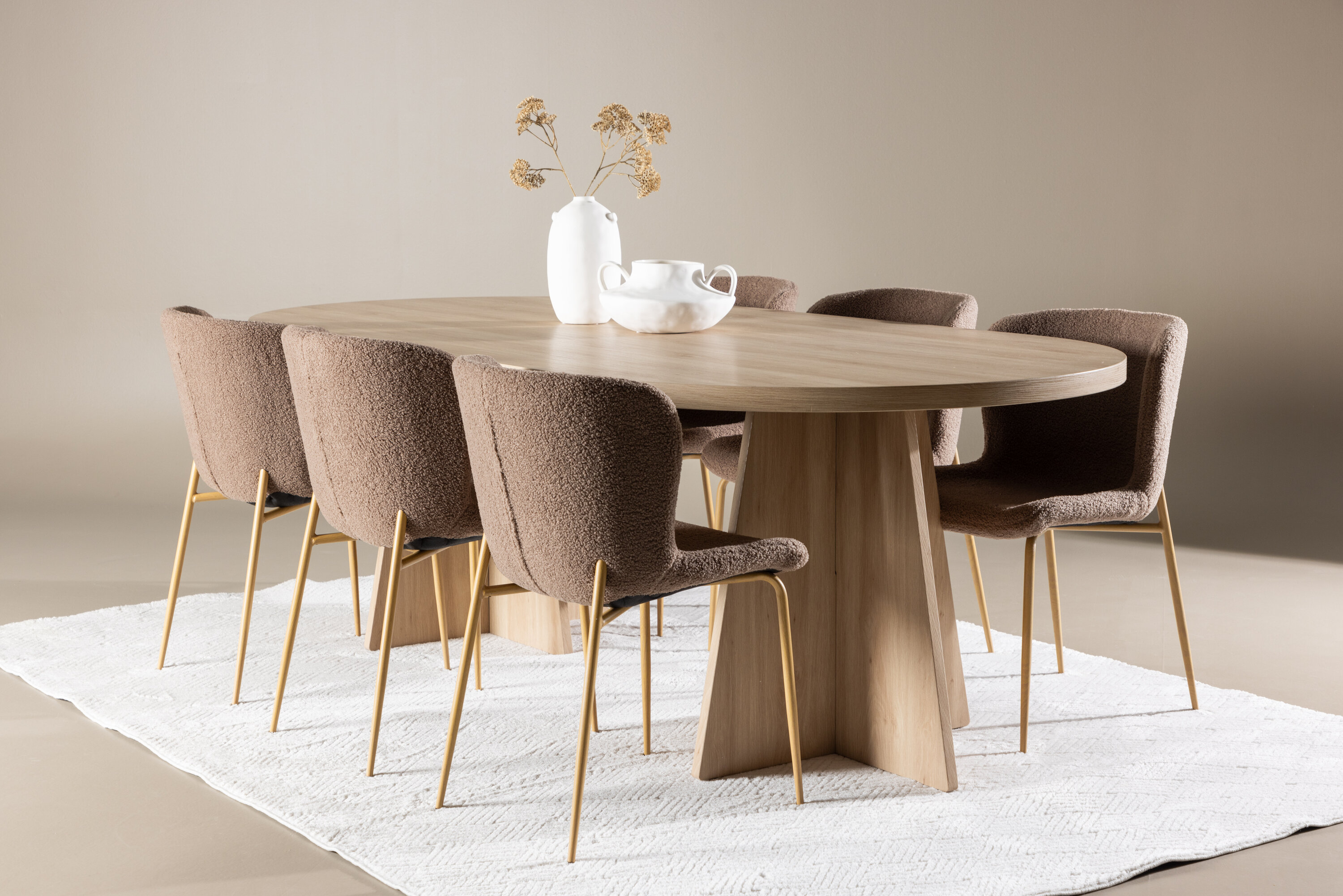 Bootcut Esstisch mit Modesto Esszimmerstuhl