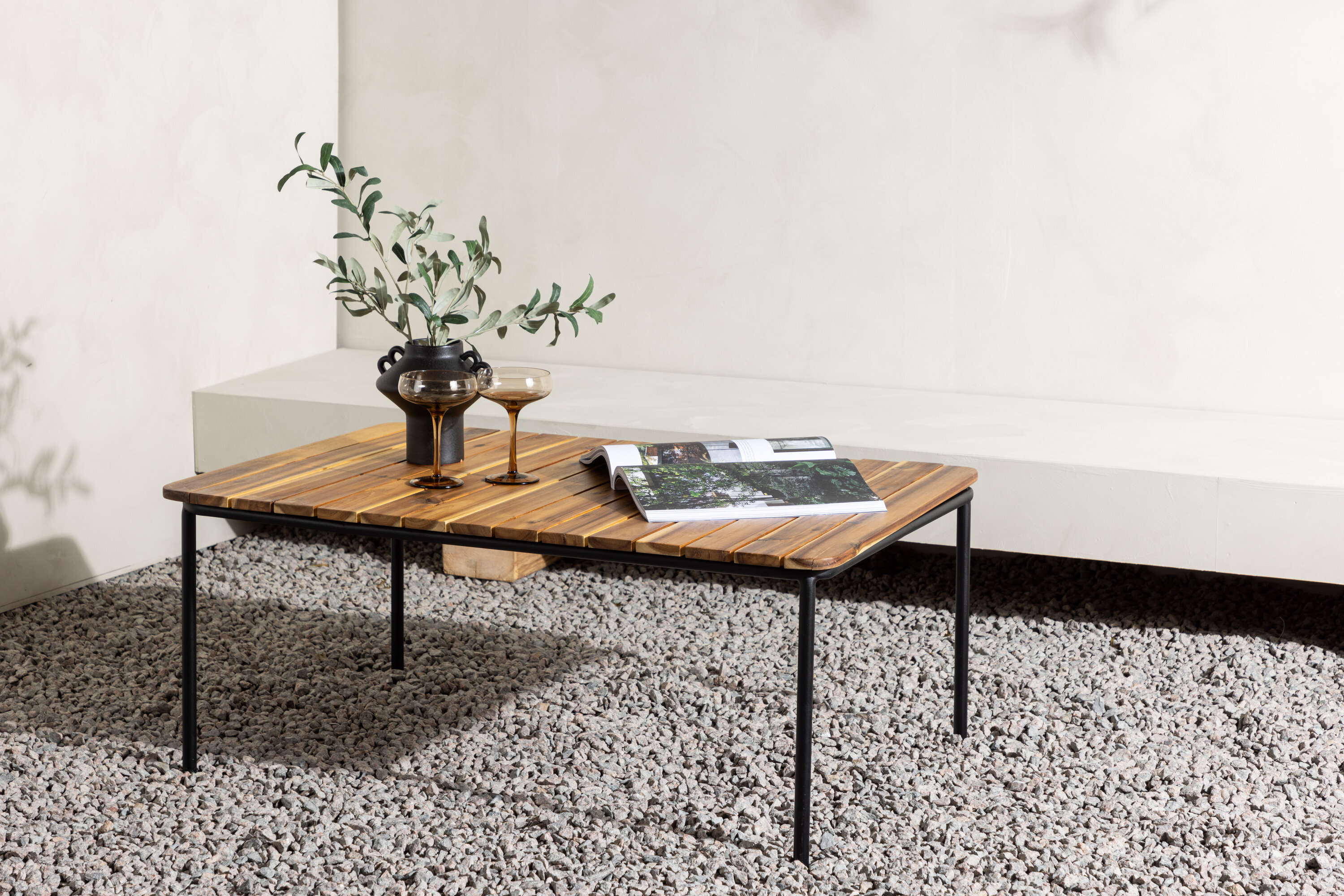 Penh Sofa Tisch